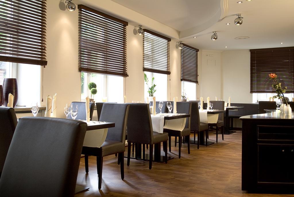 Hotel Restaurant Roemer Merzig Exterior foto